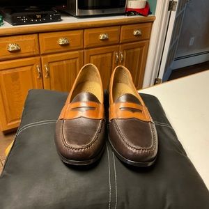 Men’s Cole Haan Two Tone Pinch Penny Loafer size 12M